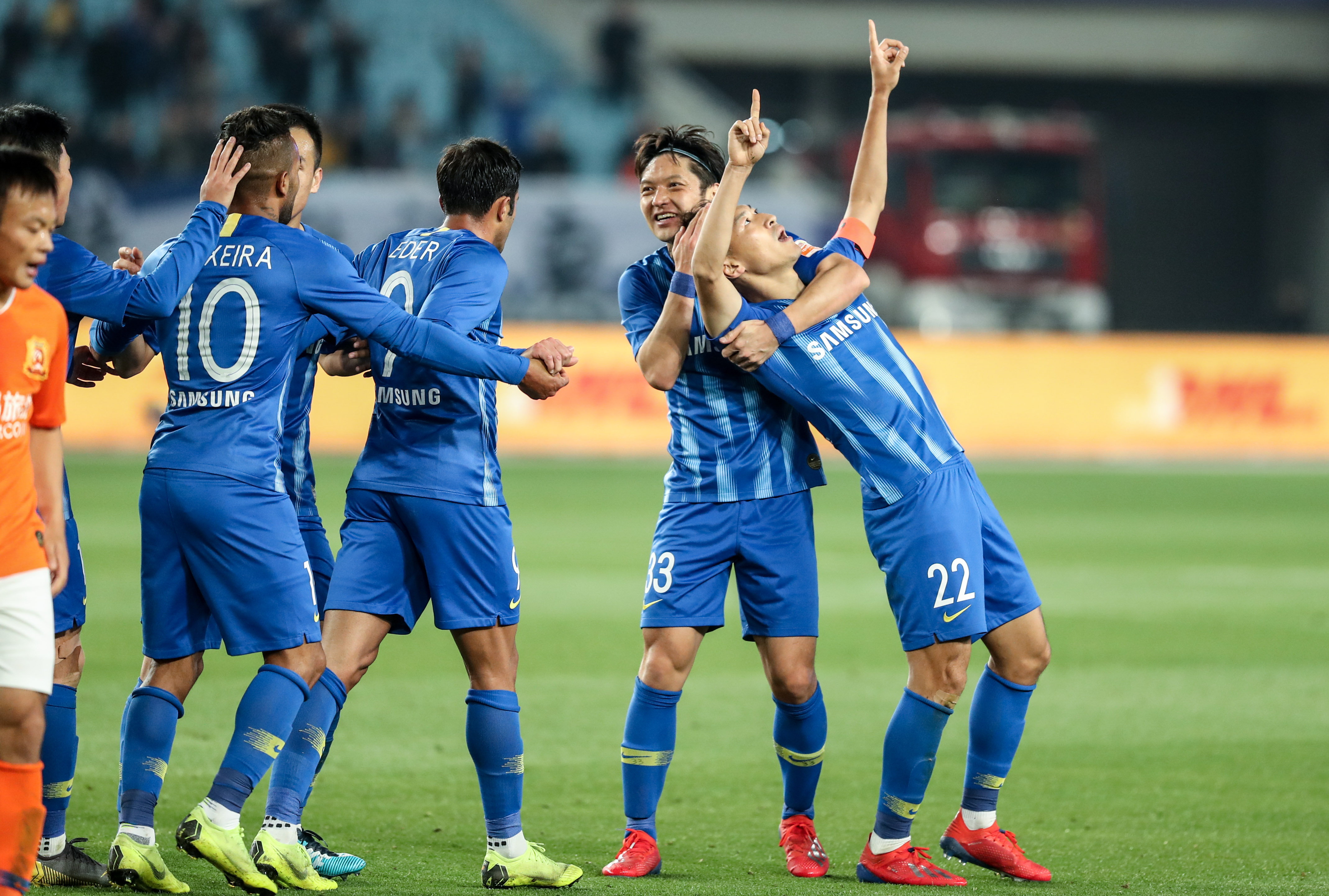 LGD官方：原RNG中单Tangyuan正式加入