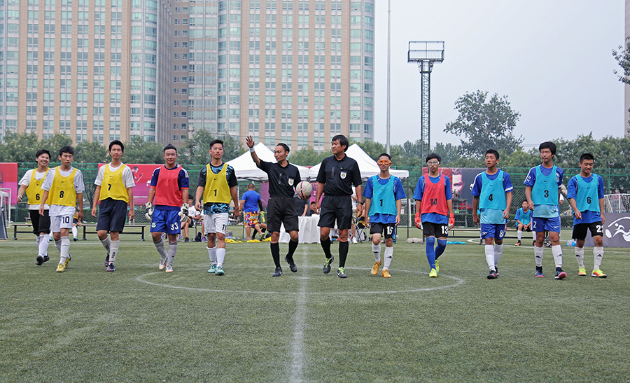 鸣枪深马，与城同行！深圳花游姐妹花与体操“五冠王”的奔跑感悟