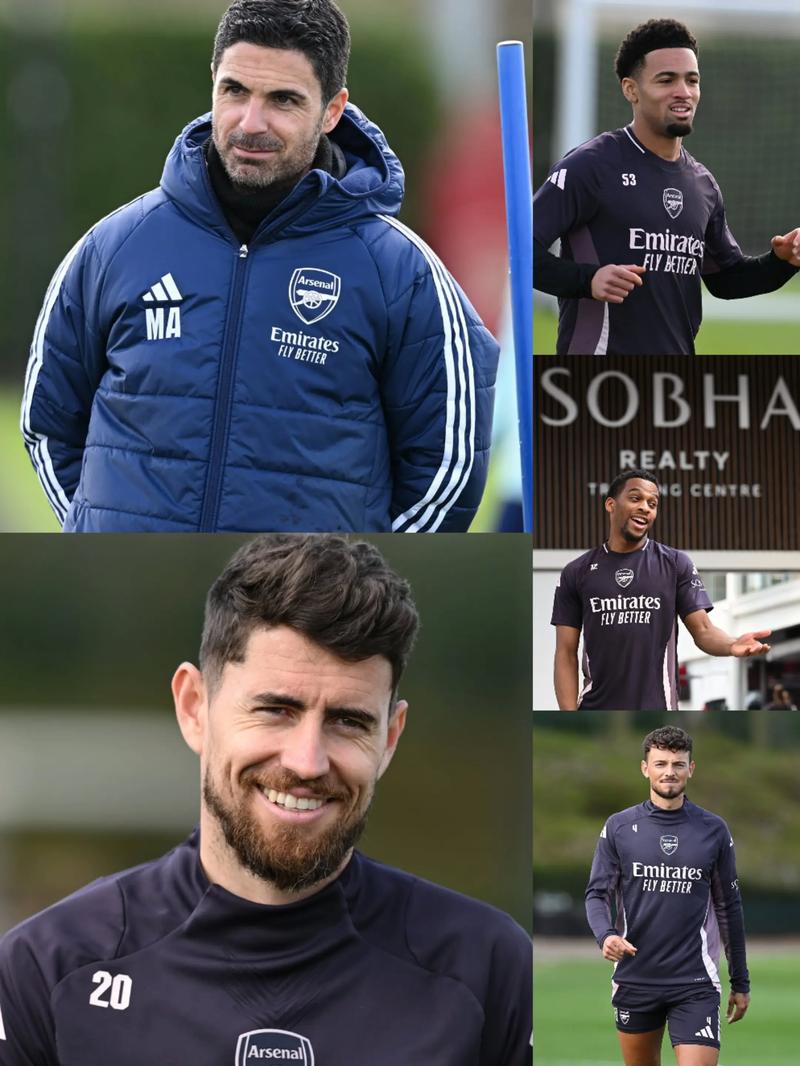 梦幻联动！T1四人组造访拜仁主场，领取印有自己名字的拜仁队服