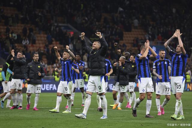 法尔克：纽卡等队曾想引进卡尔，但拜仁抢先与球员完成续约